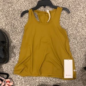 Lululemon essential Tank size 0
